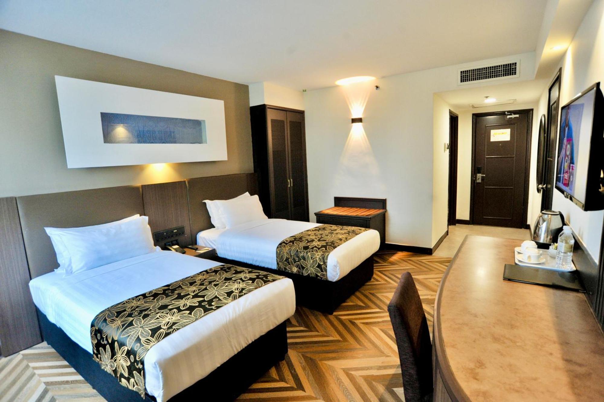 Regalpark Hotel Kuala Lumpur Zewnętrze zdjęcie