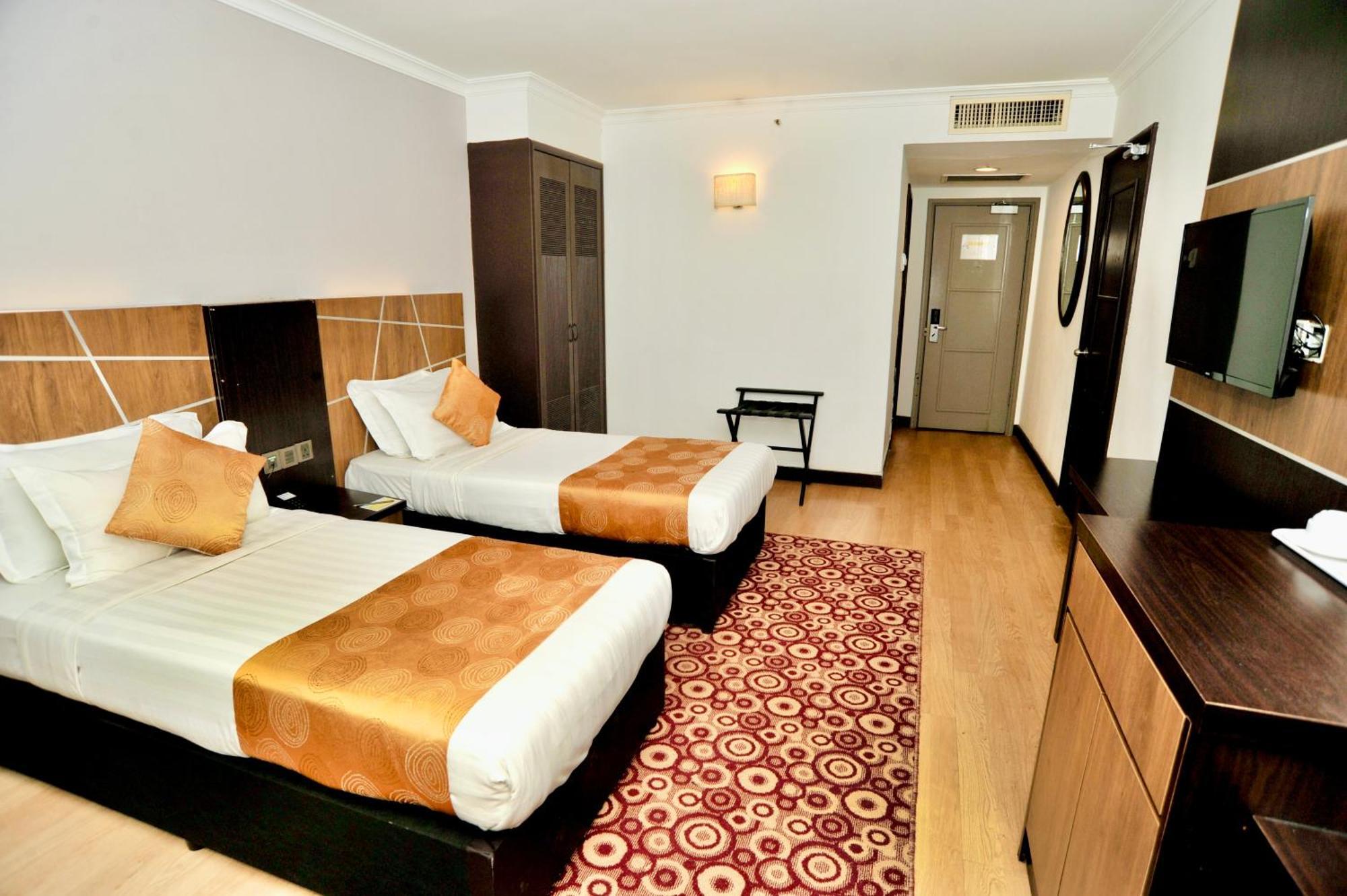 Regalpark Hotel Kuala Lumpur Zewnętrze zdjęcie